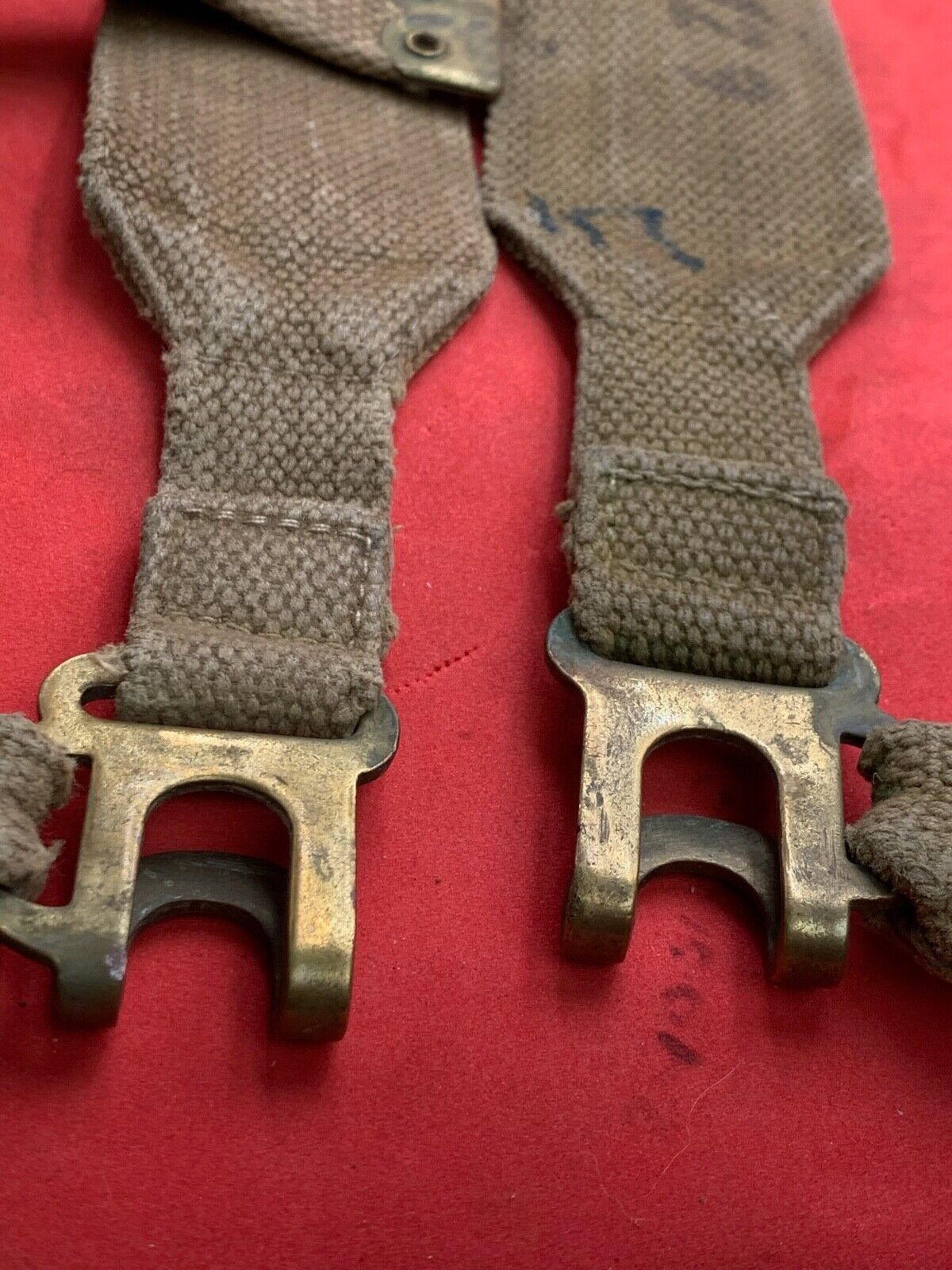Original WW2 Pattern British Army L Straps Pair - 37 Pattern Webbing Haversack - The Militaria Shop