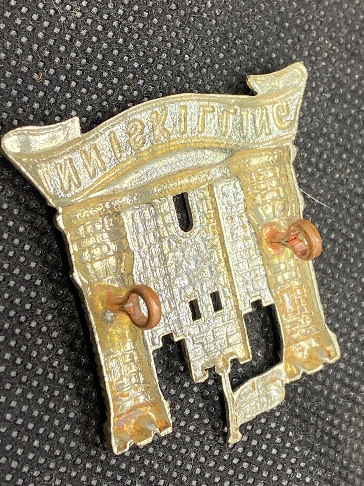 British Army INNISKILLING Regiment Volunteers Cap / Collar Badge - The Militaria Shop