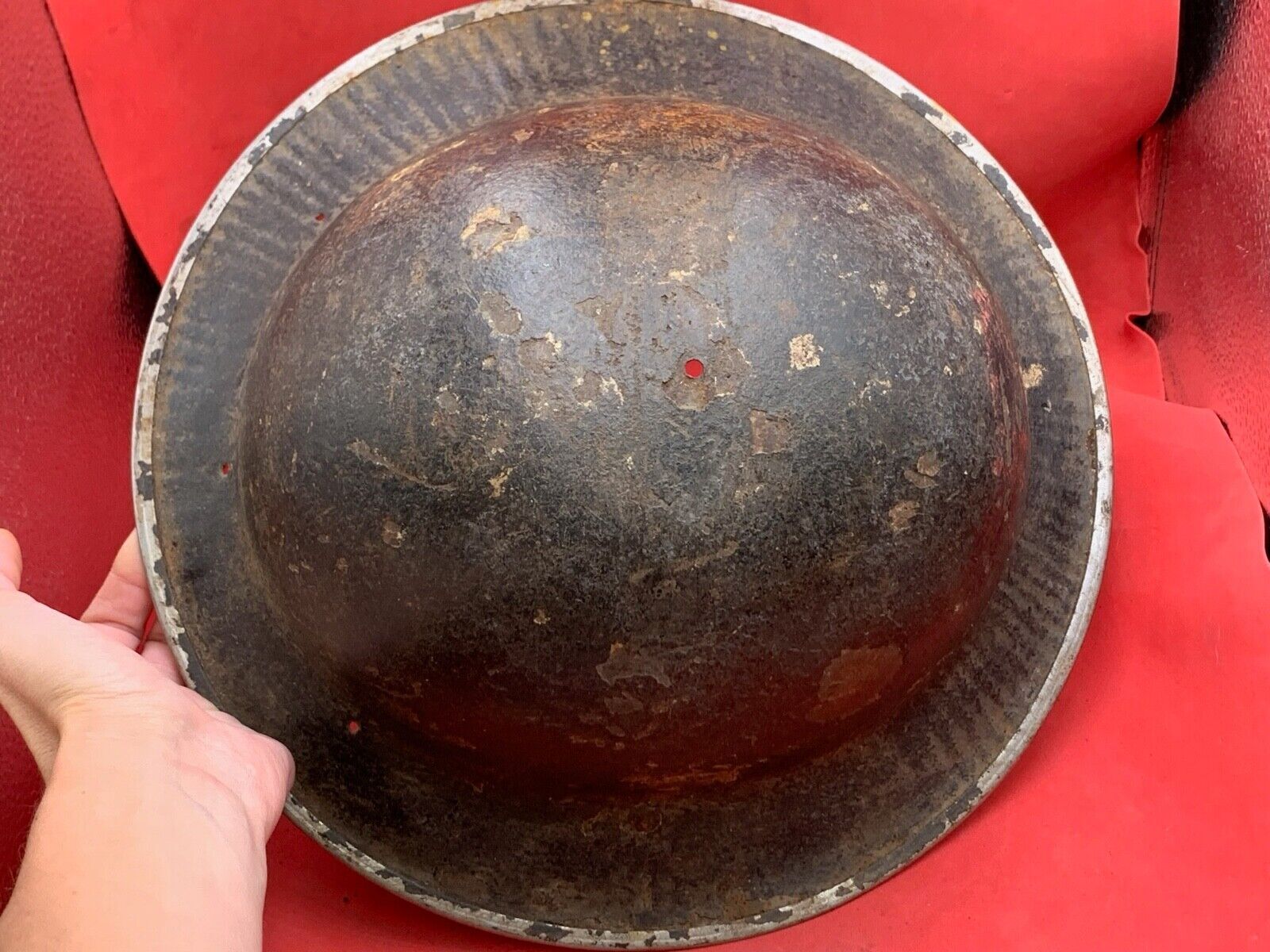 Original WW2 Combat Helmet - British / South African Army Mk2 Brodie Helmet - The Militaria Shop
