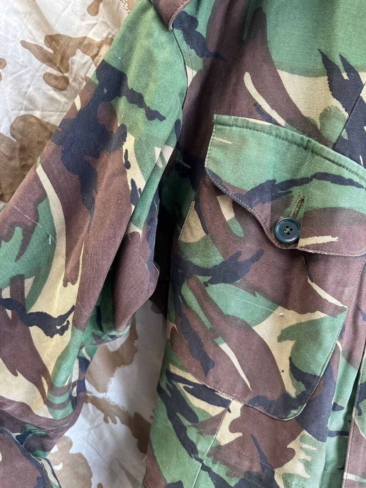 Genuine British Army 1968 Pattern DPM Combat Smock - Size 4 - 40" Chest - The Militaria Shop