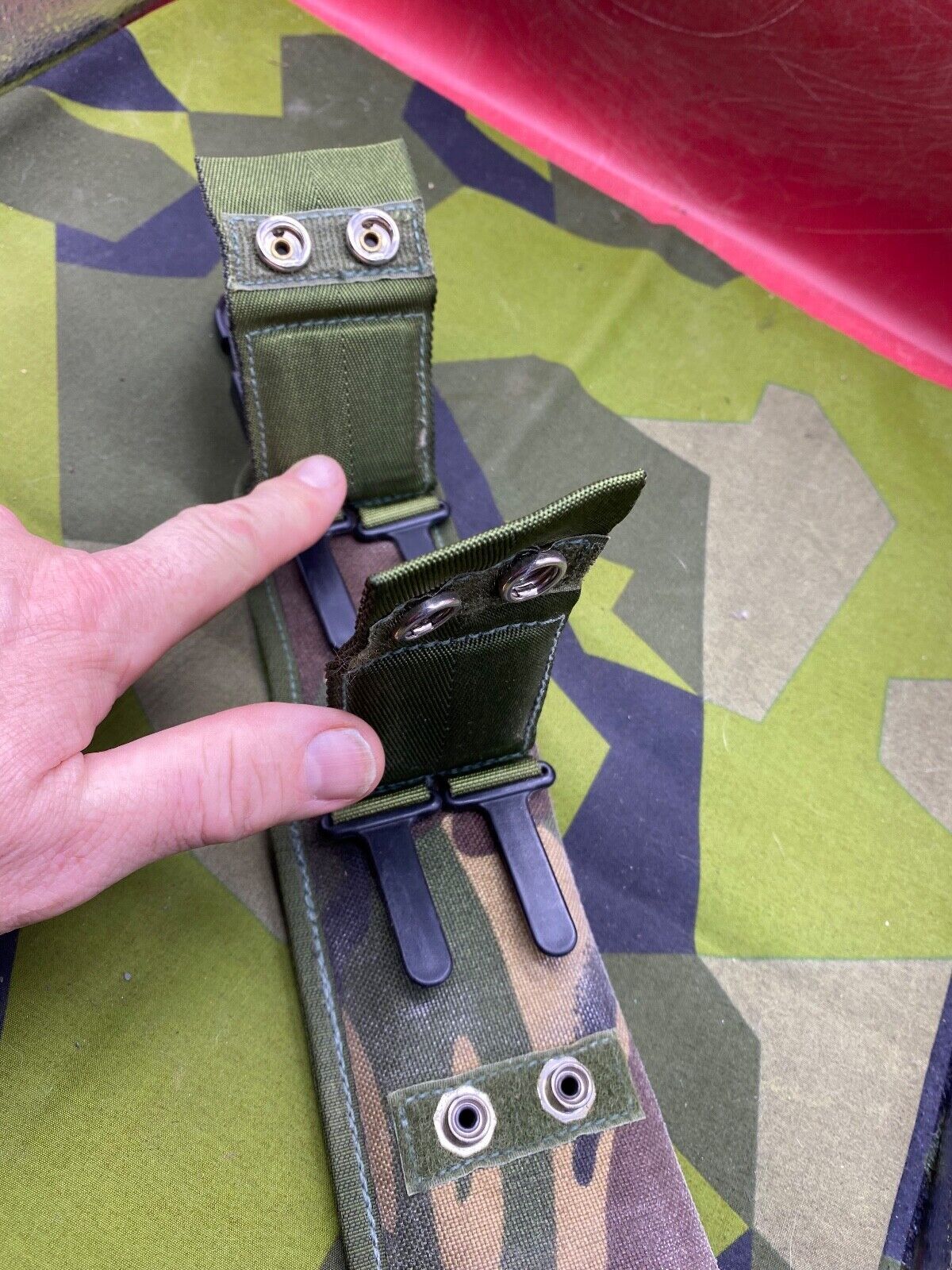 British Army DPM Frog. Well Marked and Dated 2004 - The Militaria Shop