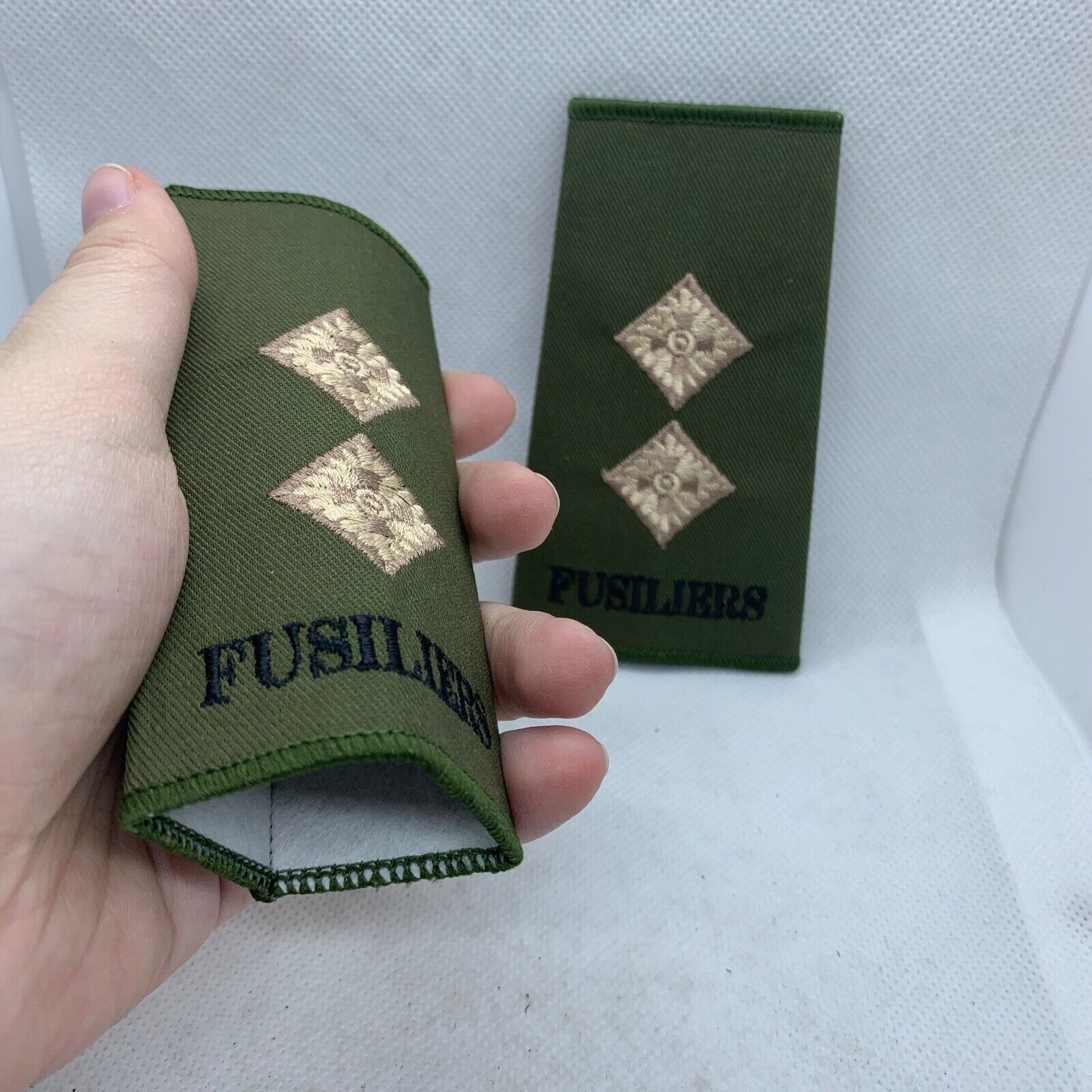 Fusiliers OD Green Rank Slides / Epaulette Pair Genuine British Army - NEW - The Militaria Shop