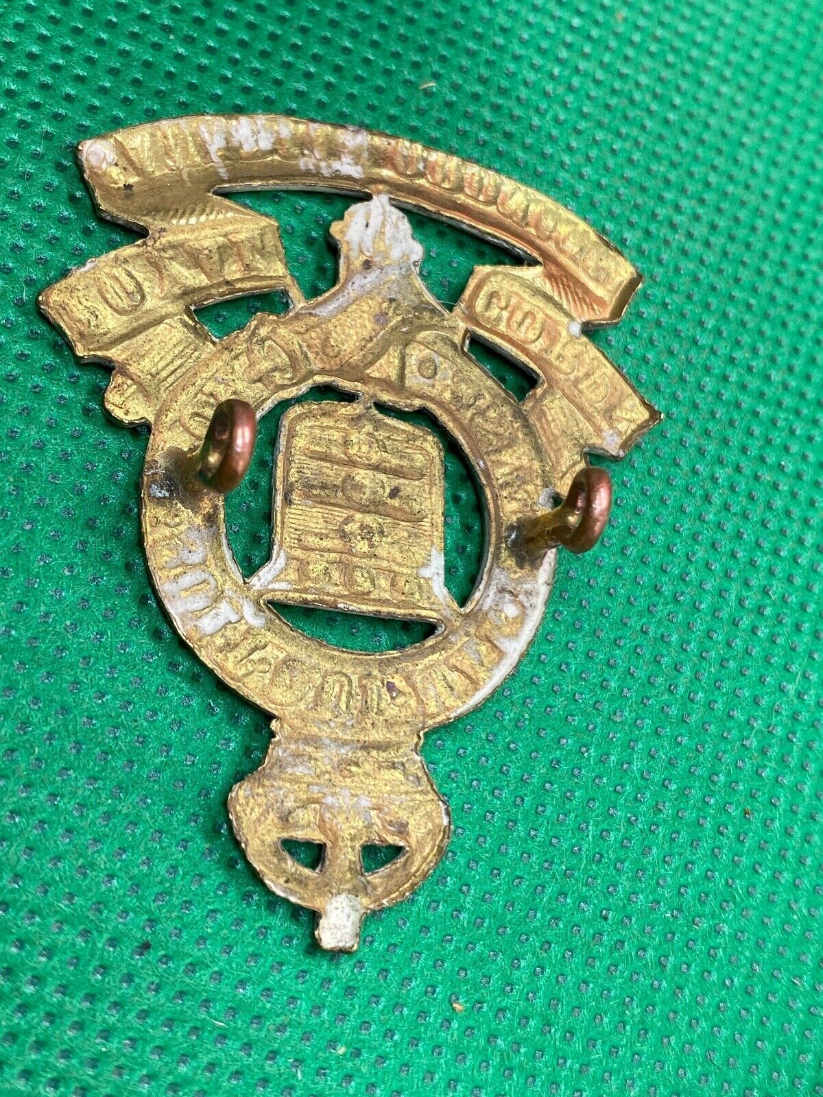 Original WW1 / WW2 Royal Canadian Army Ordnance Corps Cap Badge - The Militaria Shop