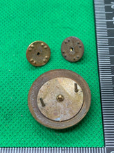 Load image into Gallery viewer, Genuine US Army Collar Disc Badges Pair - Signal Corps - The Militaria Shop
