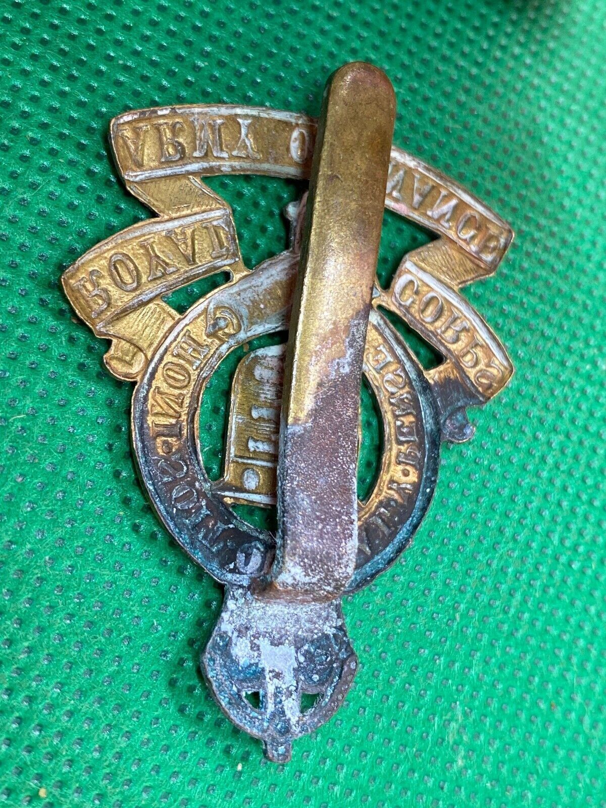 Original WW1 / WW2 British Army Royal Army Ordnance Corps Cap Badge - The Militaria Shop