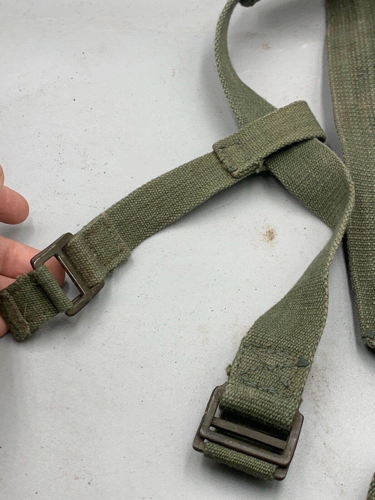 Original WW2 British Army 44 Pattern Shoulder Strap - The Militaria Shop