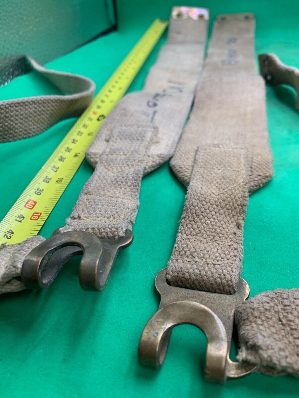 Original WW2 Pattern British Army L Straps Pair - 37 Pattern Webbing Haversack - The Militaria Shop
