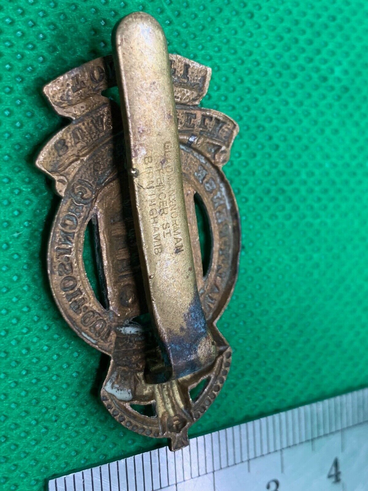 Genuine WW2 British Army Ordinance Corps Brass Cap Badge - Kings Crown - The Militaria Shop
