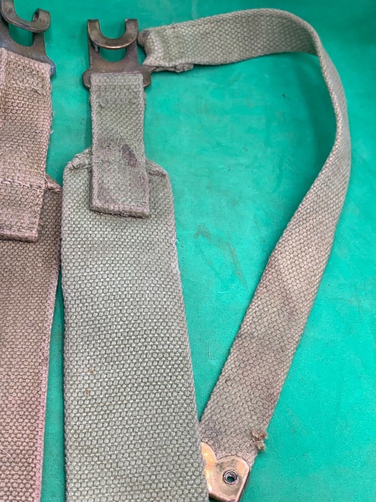 Original WW2 Pattern British Army L Straps Pair - 37 Pattern Webbing Haversack - The Militaria Shop