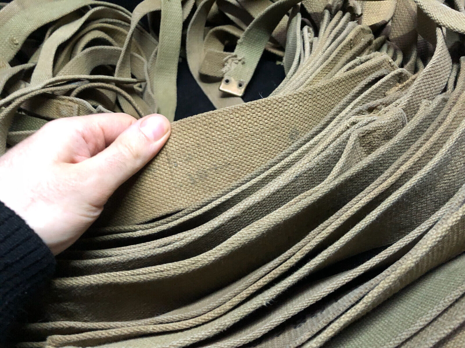 Original WW2 British Army 37 Pattern Shoulder Strap - Size Normal - The Militaria Shop