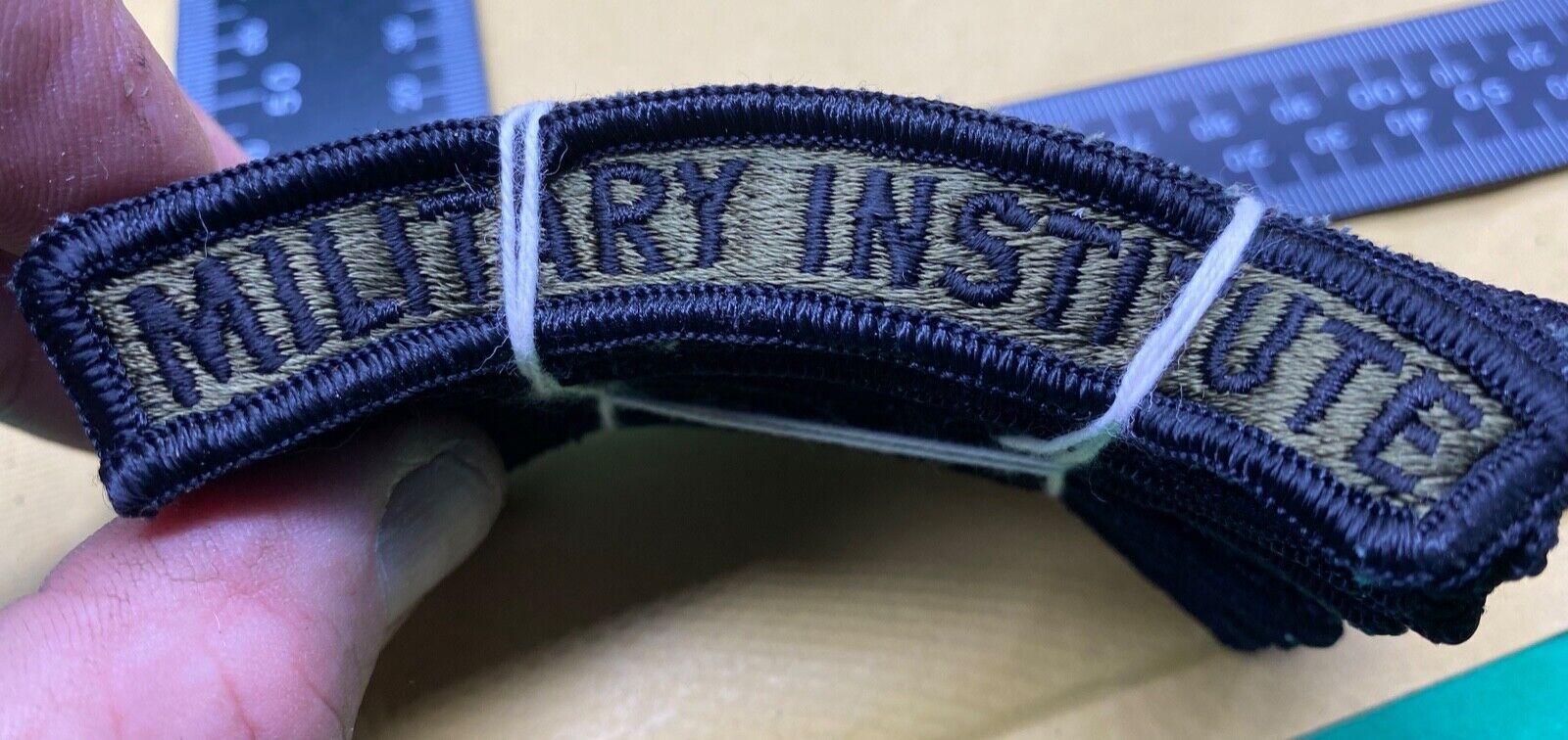 Original Army MILITARY INSTITUTE Badge / Shoulder Title. Brand New Unissued. - The Militaria Shop
