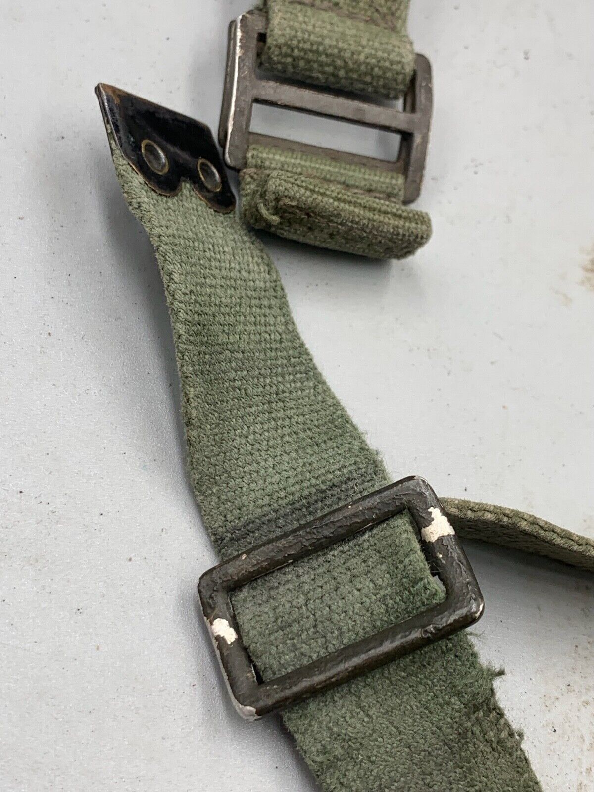 Original WW2 British Army 44 Pattern Shoulder Strap - The Militaria Shop