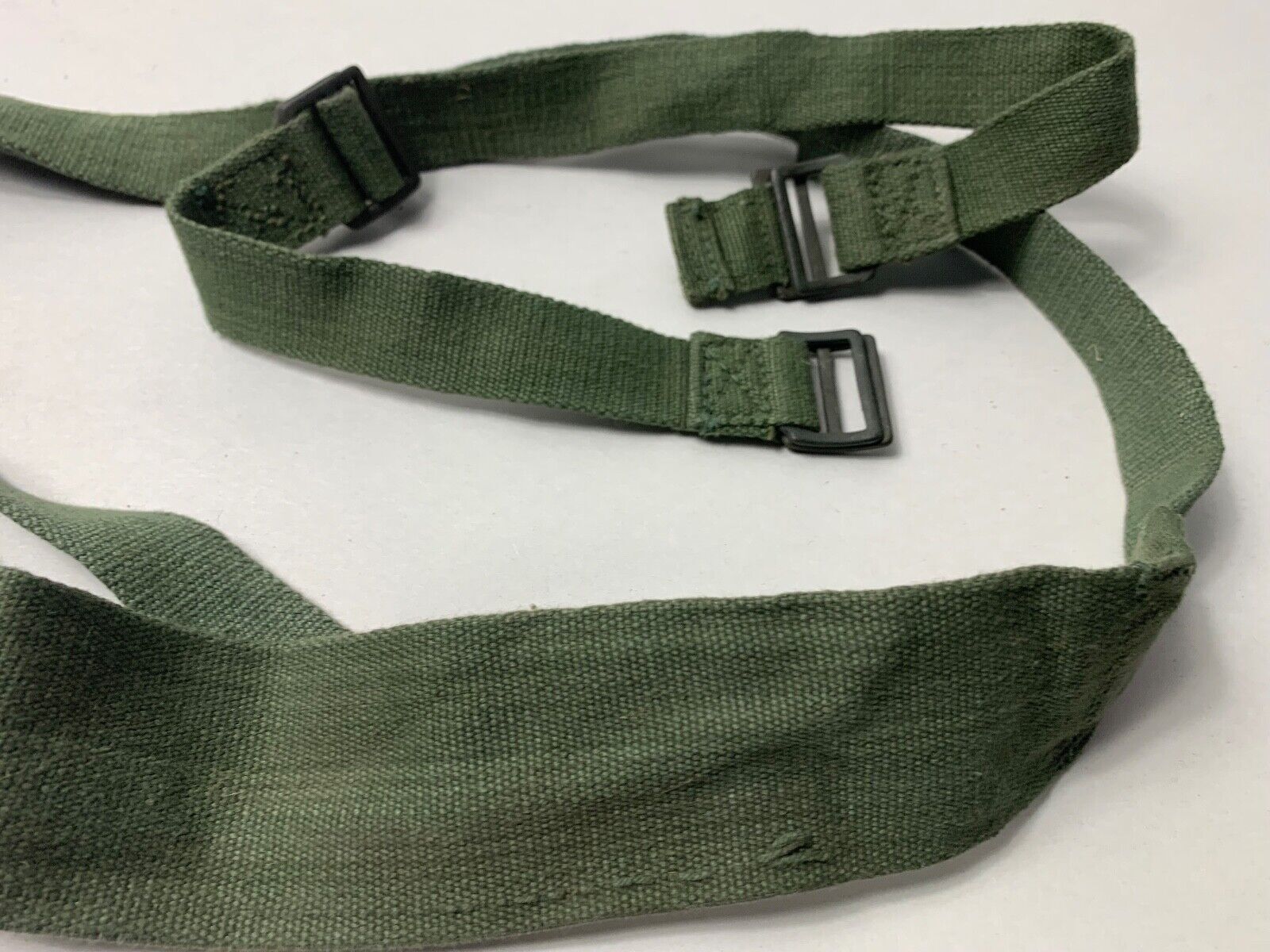 Original WW2 British Army 44 Pattern Shoulder / Equipment Strap - 1945 Dated - The Militaria Shop