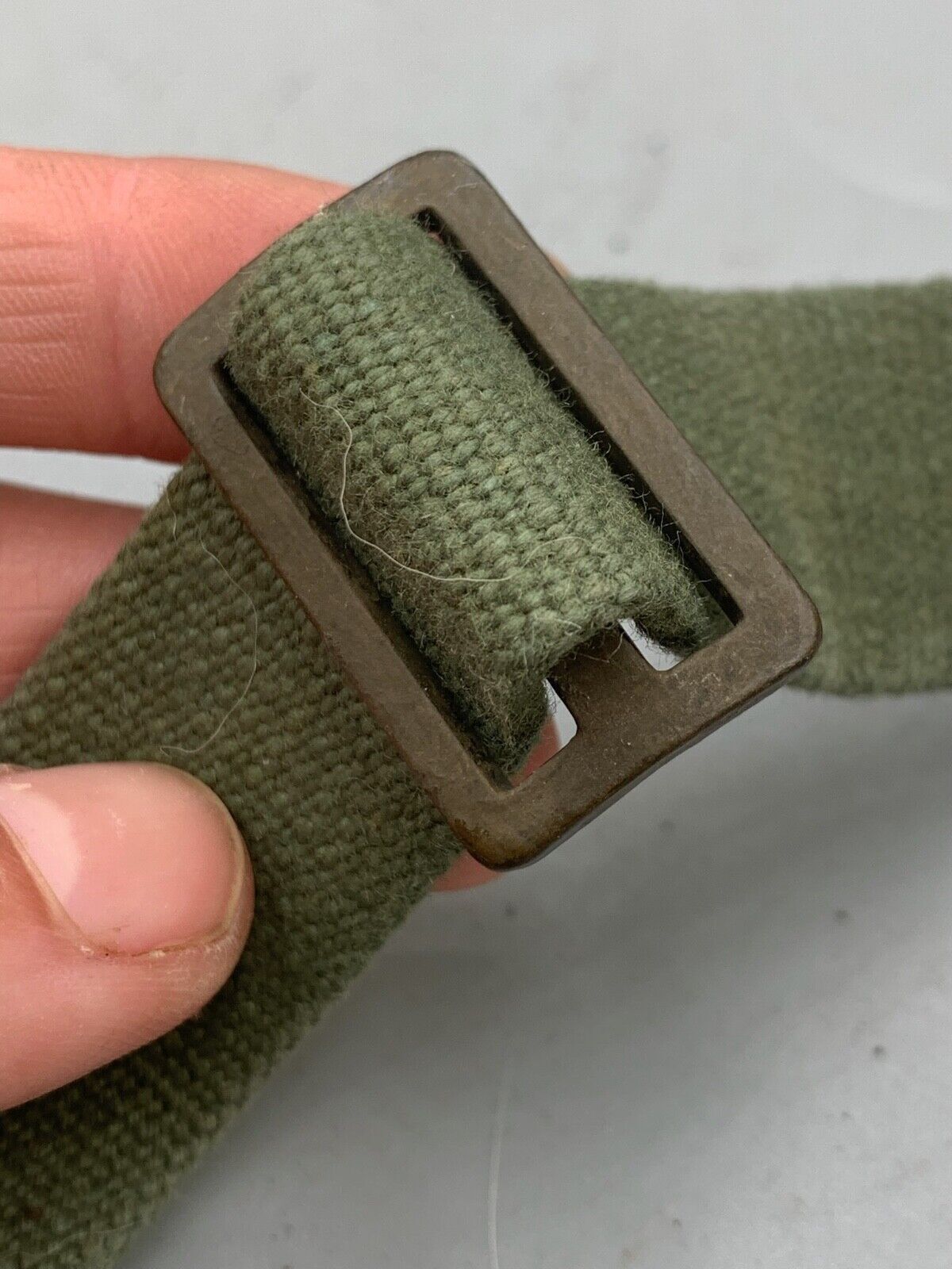 Original WW2 British Army 44 Pattern Shoulder Strap - 1945 Dated - The Militaria Shop