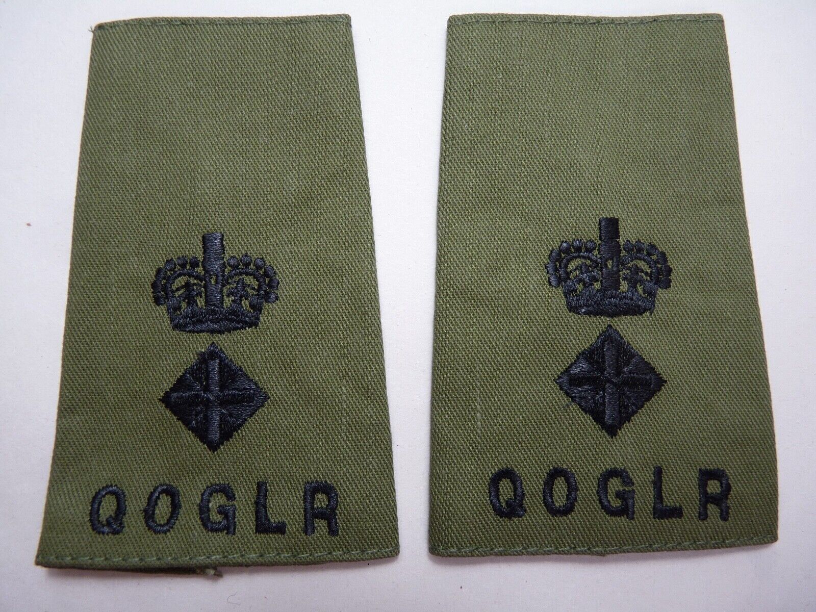 QOGLR OD Green Rank Slides / Epaulette Pair Genuine British Army - NEW - The Militaria Shop