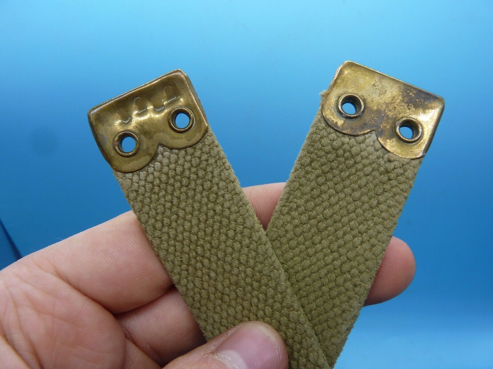 Original WW2 British Army 37 Pattern Canvass Shoulder Strap / Cross Strap - The Militaria Shop