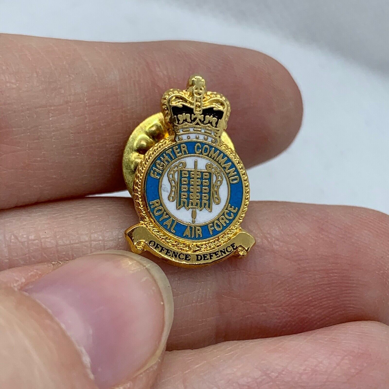 RAF Fighter Command - NEW British Army Military Cap/Tie/Lapel Pin Badge #79 - The Militaria Shop