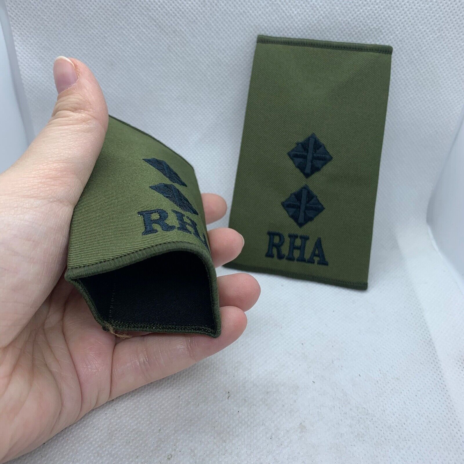 RHA Royal Horse OD Green Rank Slides / Epaulette Pair Genuine British Army - NEW - The Militaria Shop