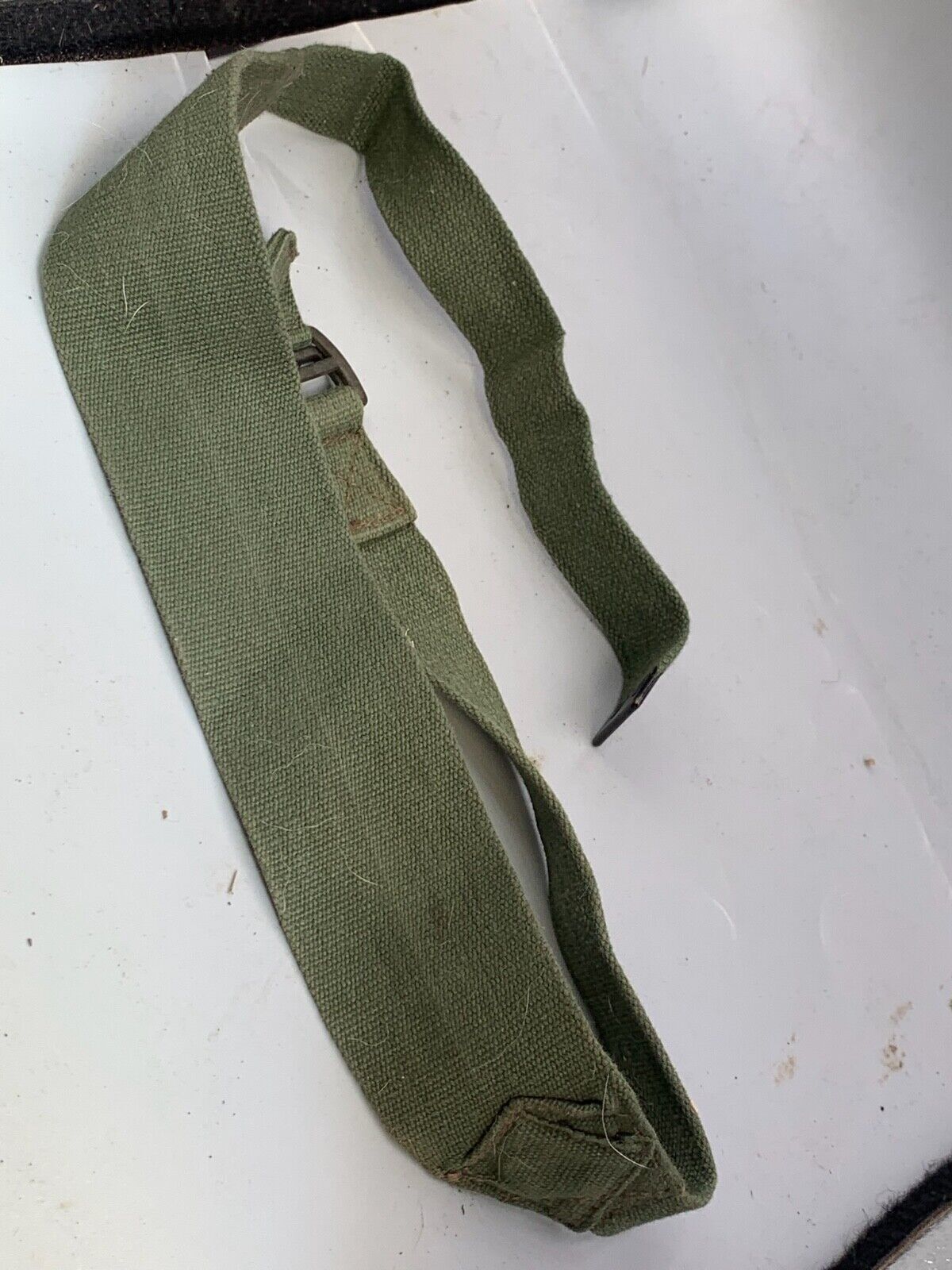 Original WW2 British Army 44 Pattern Shoulder Strap - 1945 Dated - The Militaria Shop