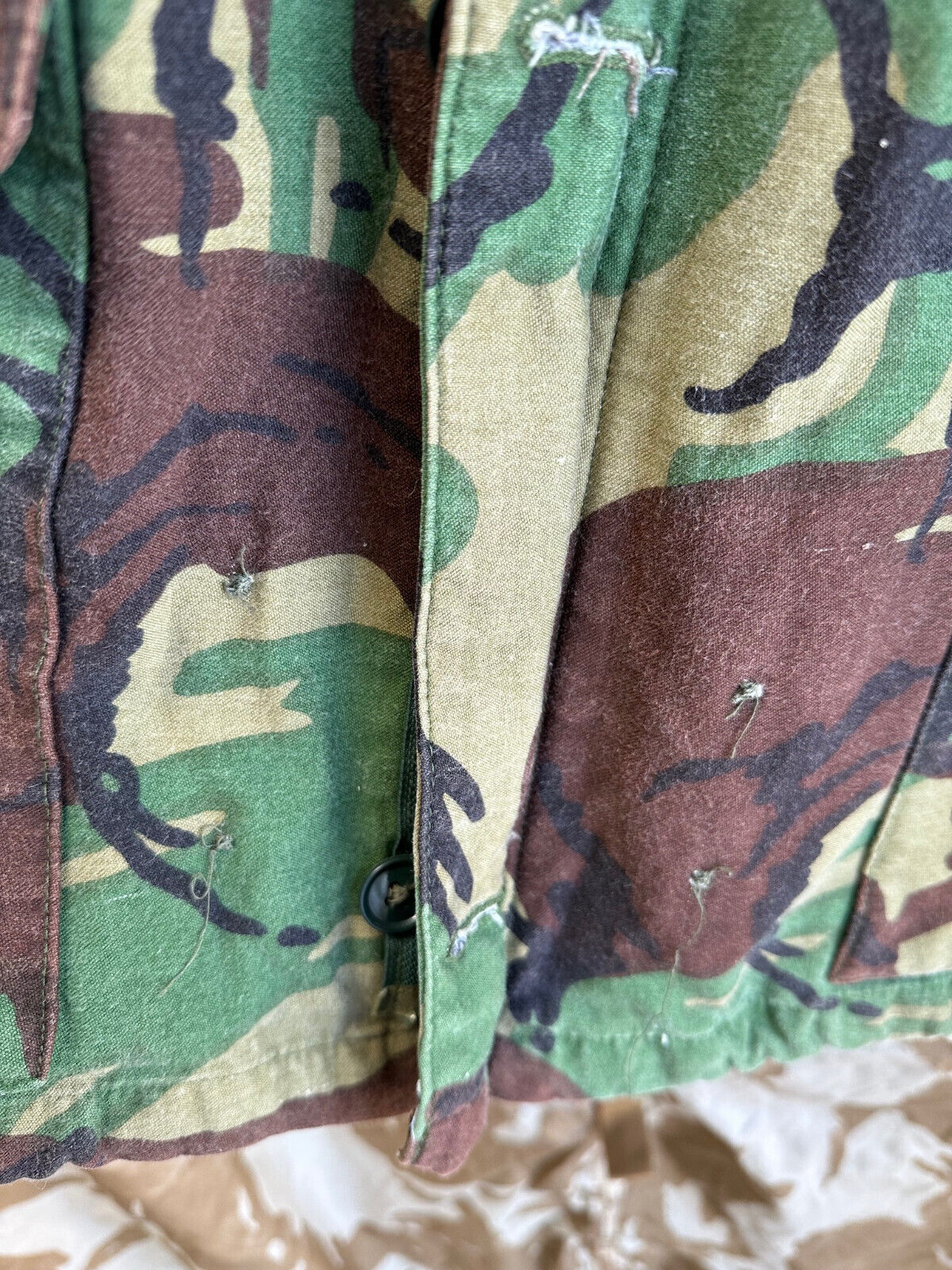 Genuine British Army 1968 Pattern DPM Combat Smock - Size 4 - 38" Chest - The Militaria Shop