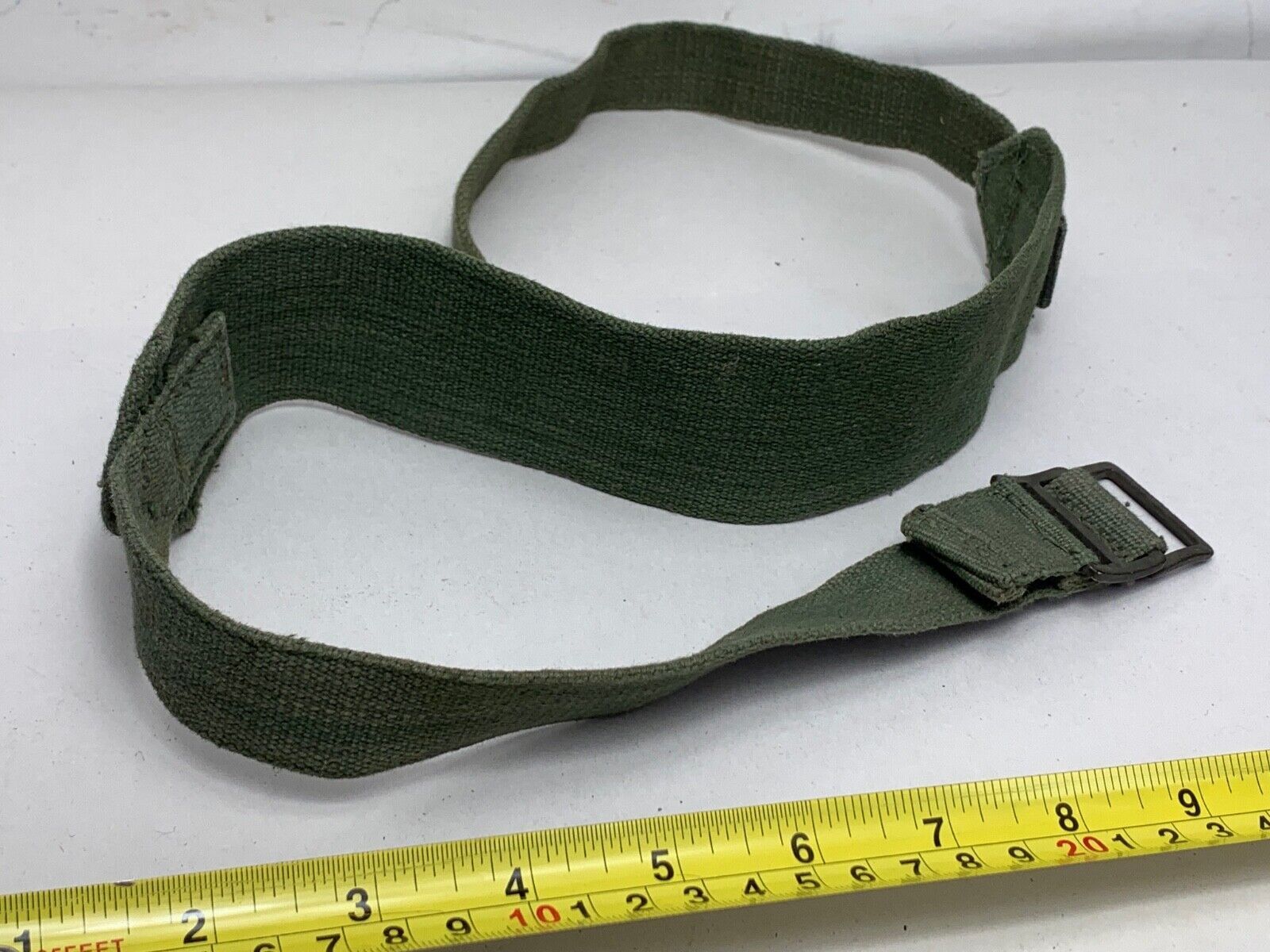 Original WW2 British Army 44 Pattern Shoulder Strap - 1945 Dated - The Militaria Shop