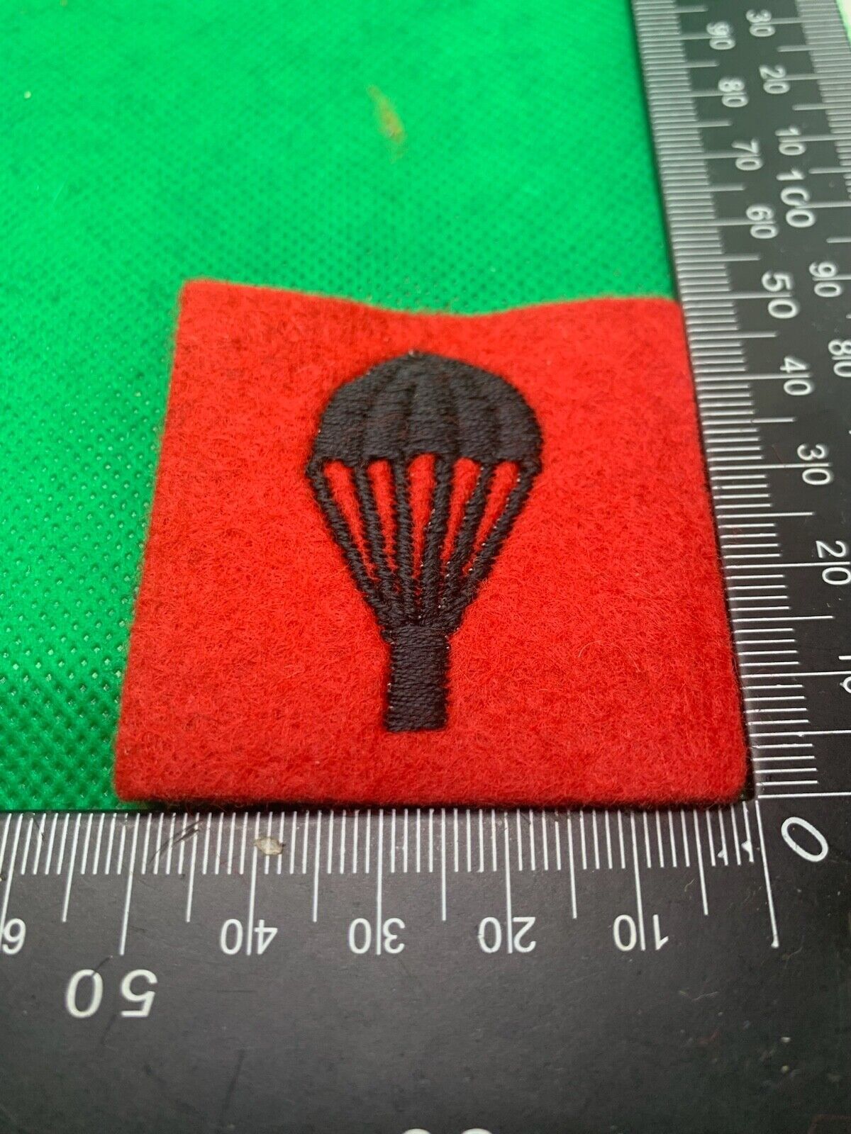 British Army Airborne Paratrooper Lightbulb Badge - Parachute Qualification - The Militaria Shop
