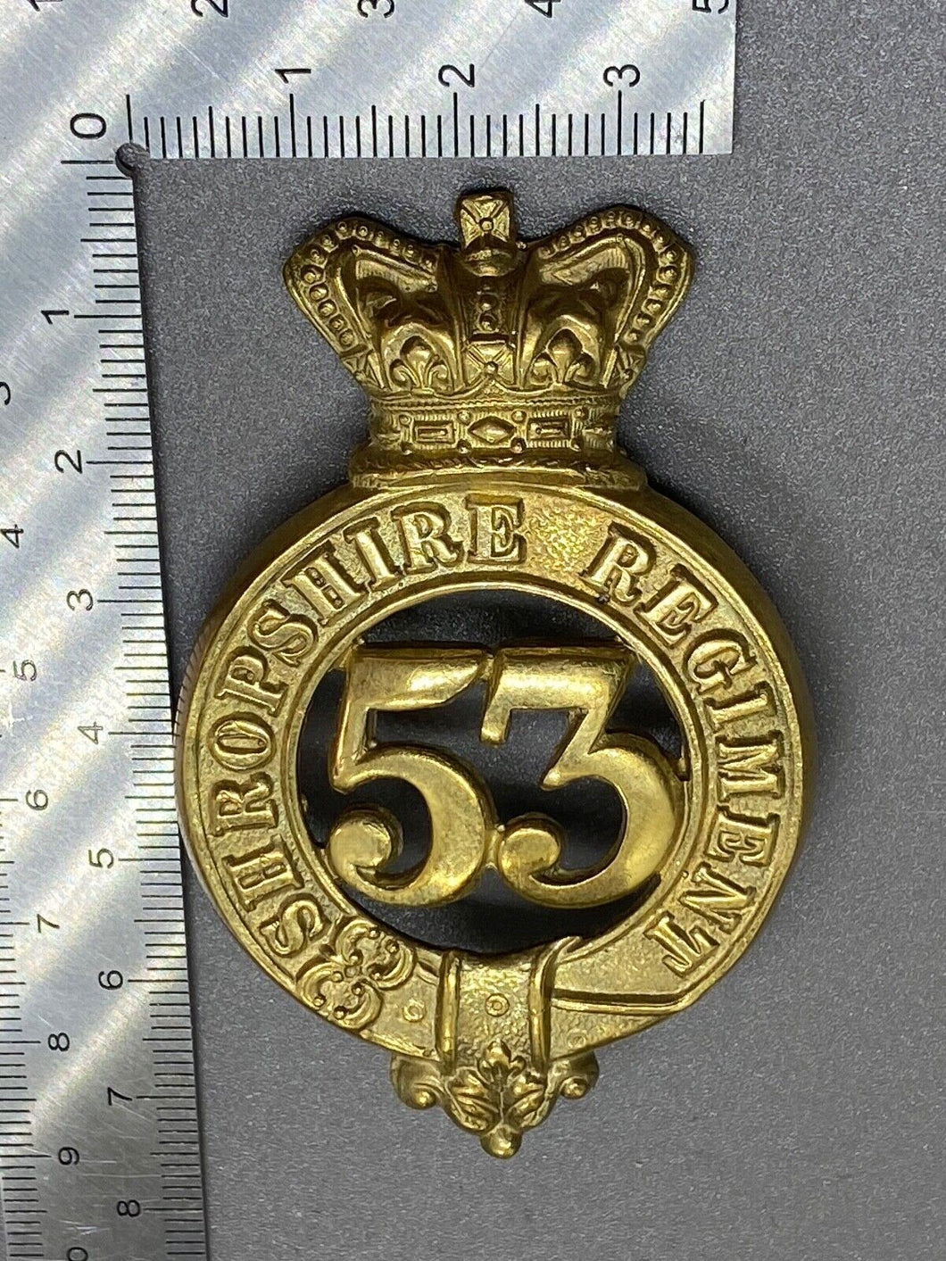Original British Army - 53rd Regiment of Foot Shropshire Regiment Cap Badge - The Militaria Shop