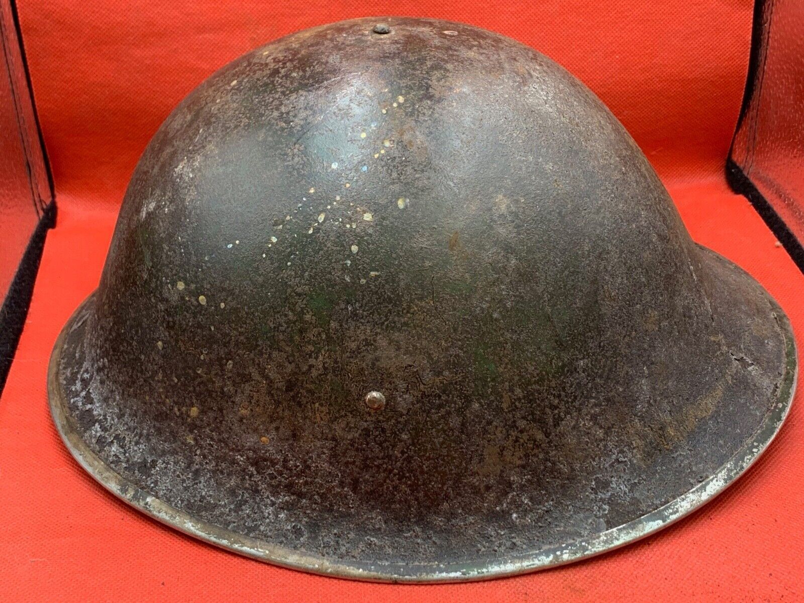 Mk3 Turtle Helmet - Original WW2 British / Canadian Army Combat Helmet - The Militaria Shop