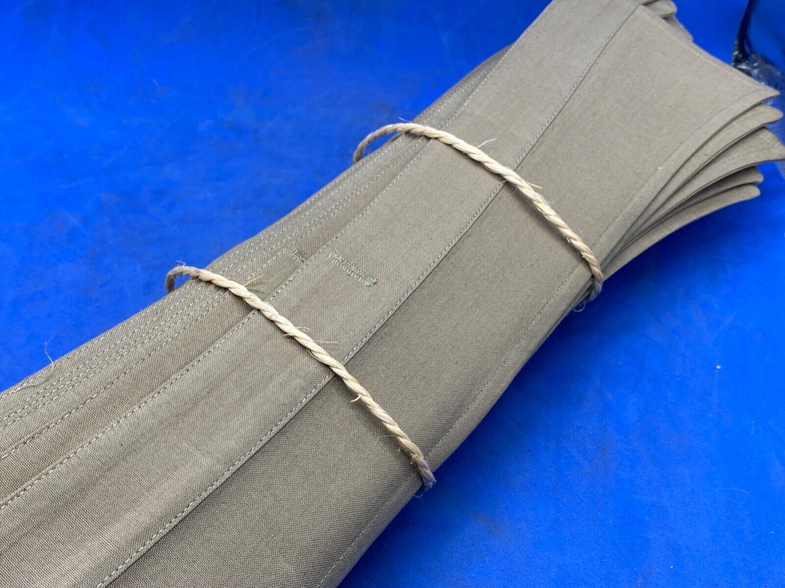 WW2 - 1944 Dated British Army Detachable Shirt Collar - Size 15 - Original. - The Militaria Shop
