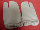 Original WW2 British Army Gunners Winter White Gloves - The Militaria Shop