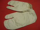 Original WW2 British Army Gunners Winter White Gloves - Dated 1942 - The Militaria Shop