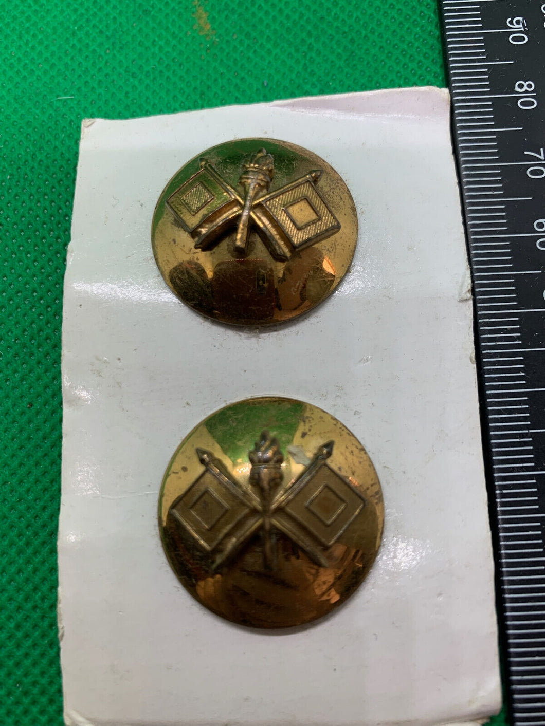 Genuine US Army Collar Disc Badges Pair - Signal Corps - The Militaria Shop