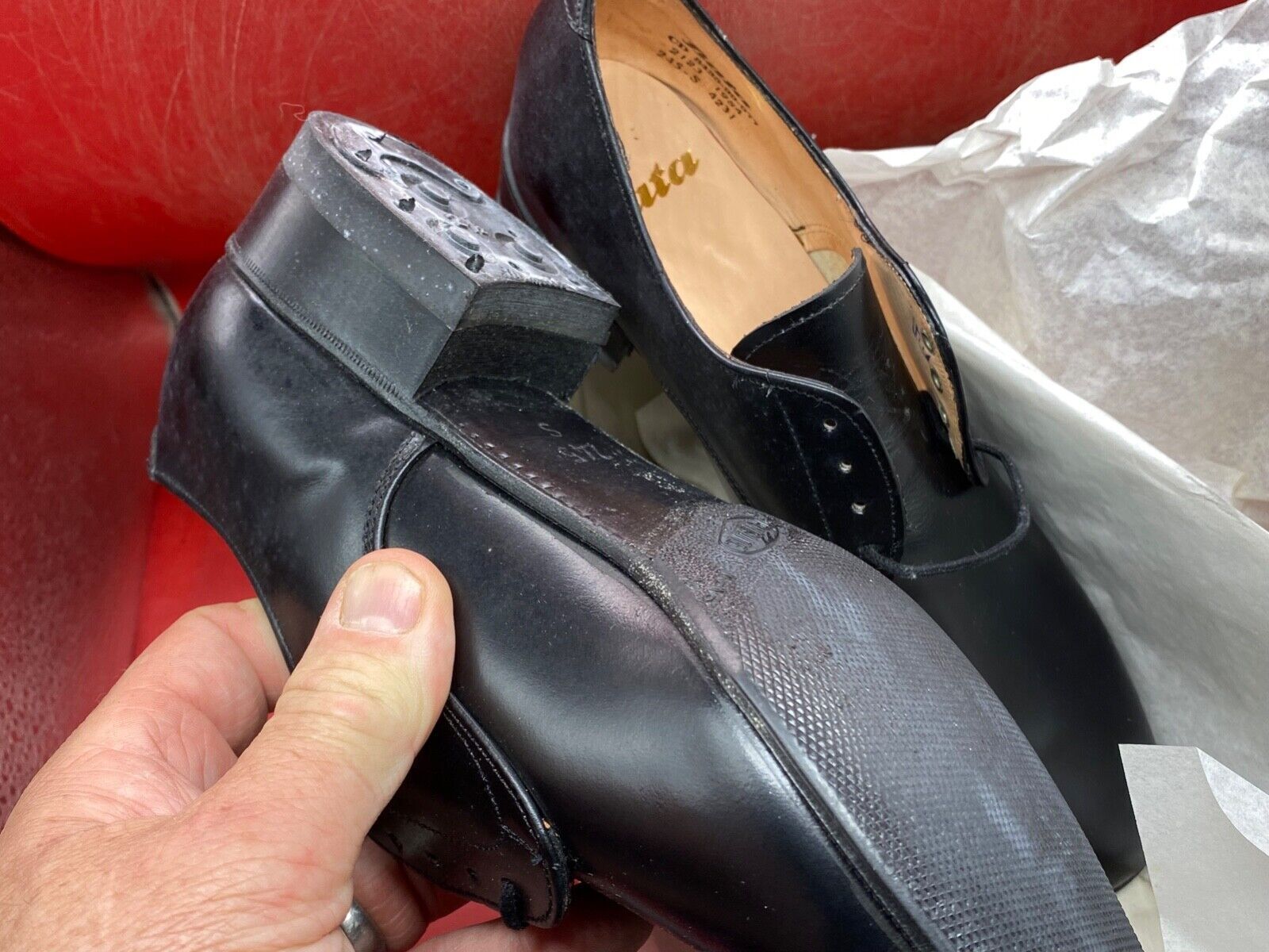 British Royal Navy Women's Black Leather Shoes. Brand new unissued. Size 24 - The Militaria Shop