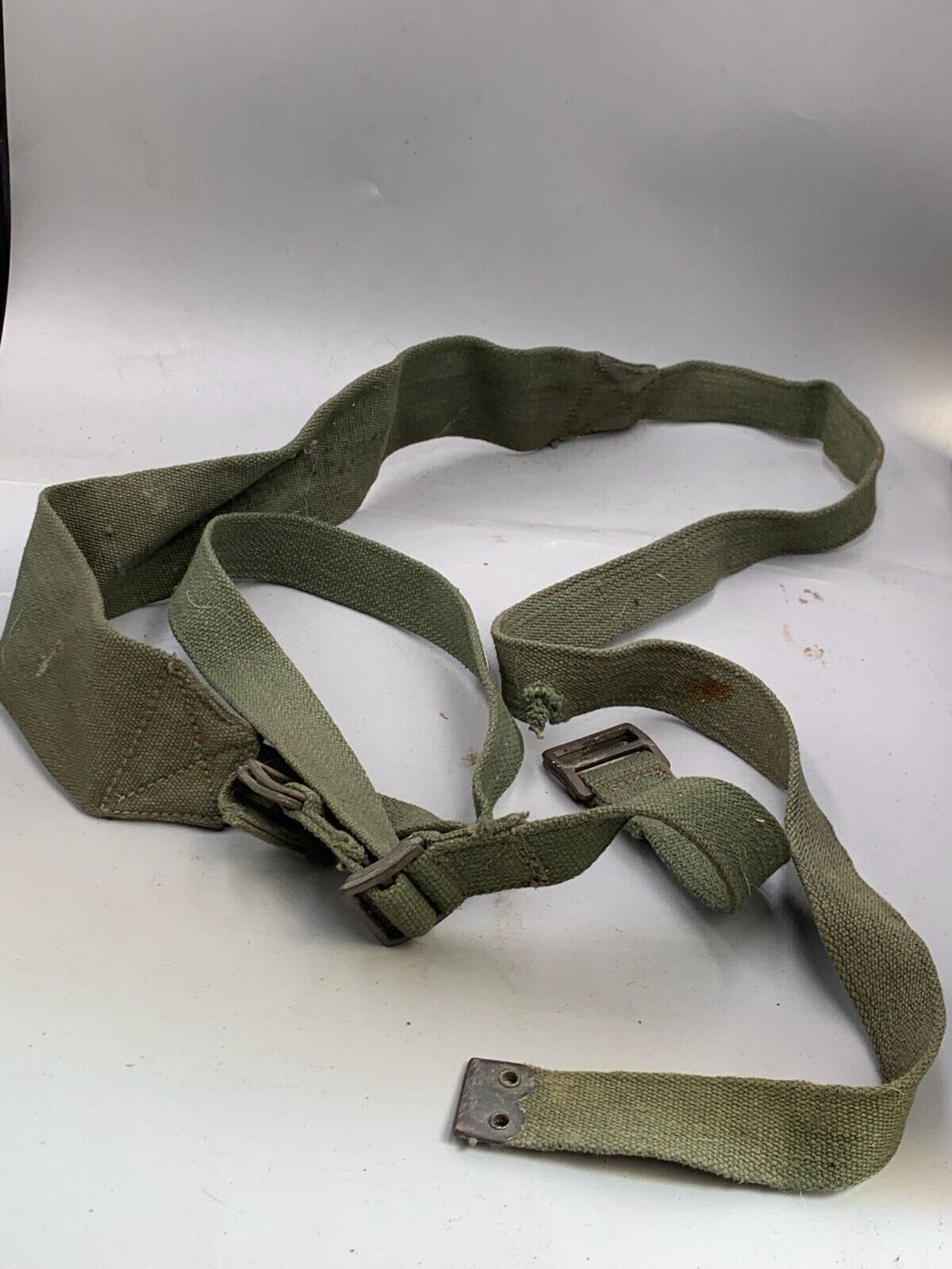 Original WW2 British Army 44 Pattern Shoulder Strap - 1945 Dated - The Militaria Shop