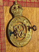 WW2 British Army 1st & 2nd LIFE GUARDS gilded metal cap badge - B20 - The Militaria Shop