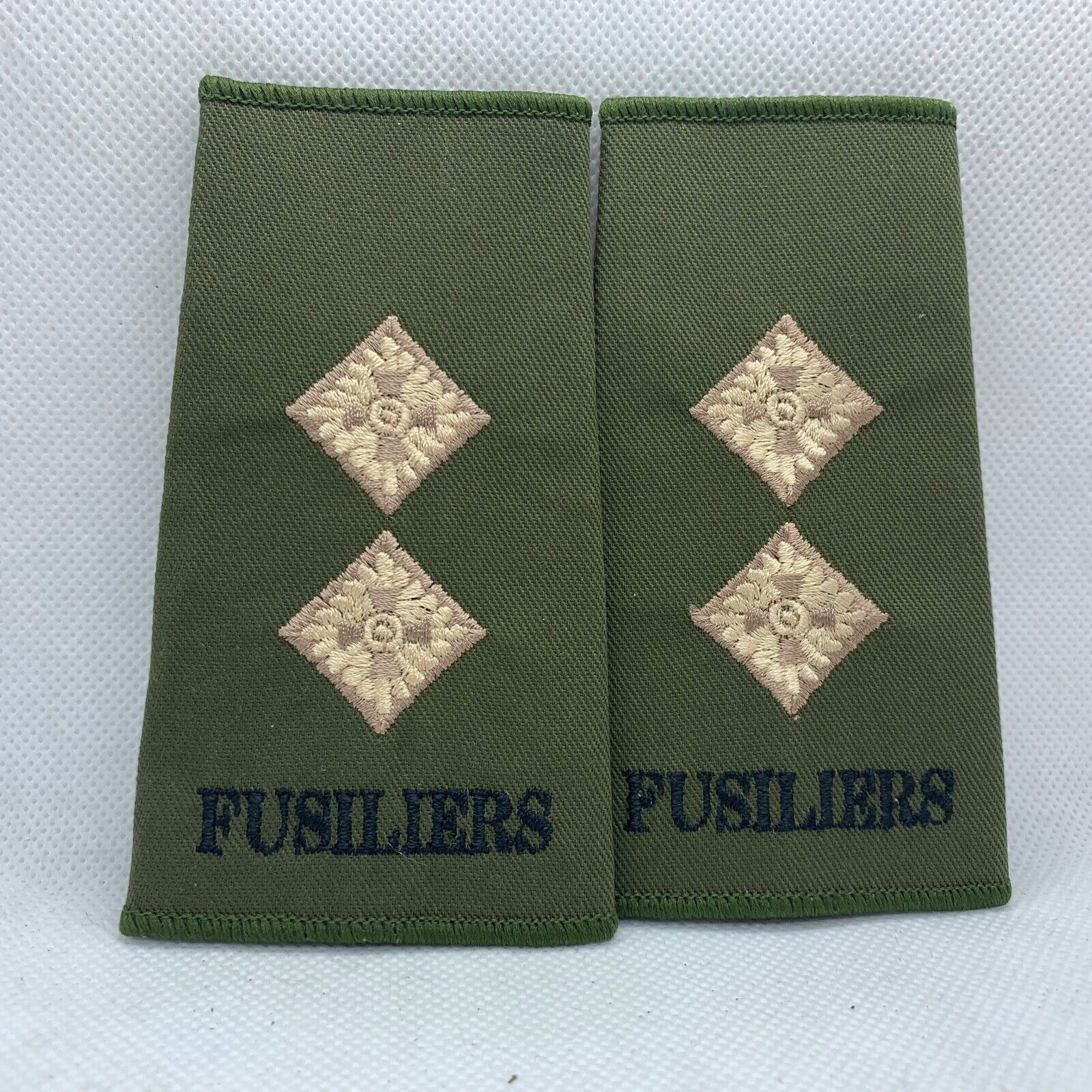 Fusiliers OD Green Rank Slides / Epaulette Pair Genuine British Army - NEW - The Militaria Shop