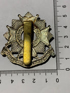A WW1 / WW2 British Army BEDFORDSHIRE & HERTFORDSHIRE white metal cap badge - The Militaria Shop