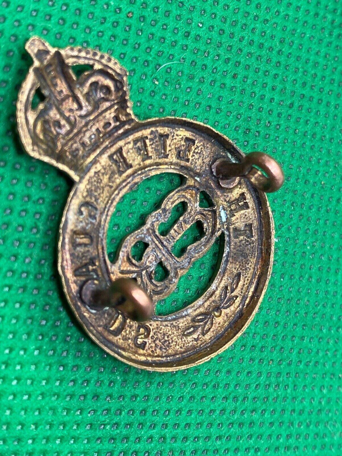 British Army - The Life Guards EIIR King's Crown Cap Badge - The Militaria Shop
