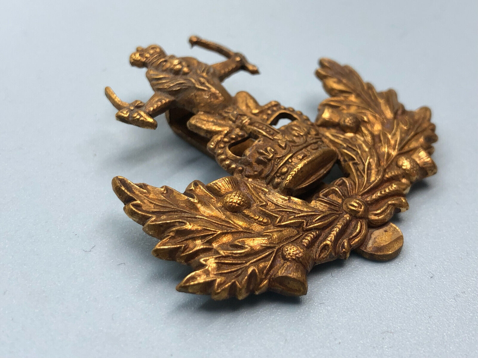 Original British Army Queens Own Royal Glasgow Yeomanry Regiment Cap Badge - The Militaria Shop