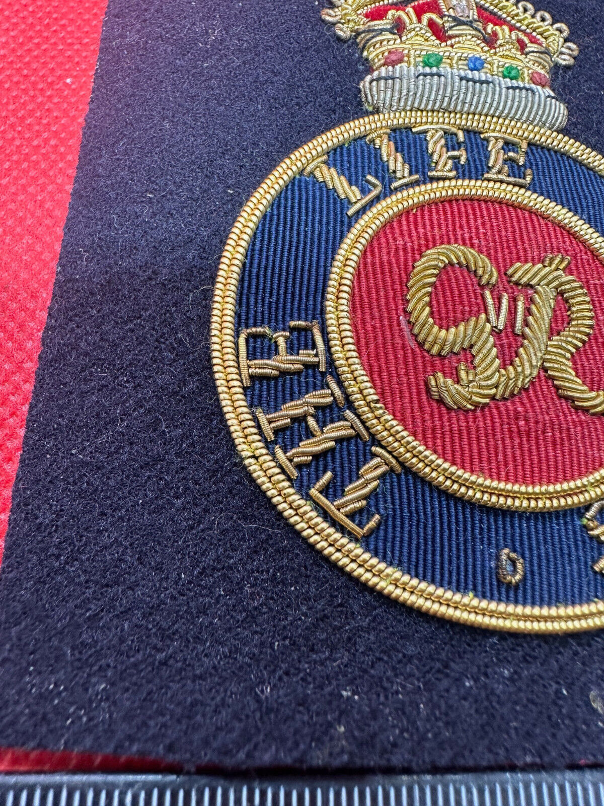 British Army Bullion Embroidered Blazer Badge - The Life Guards - King's Cr - The Militaria Shop