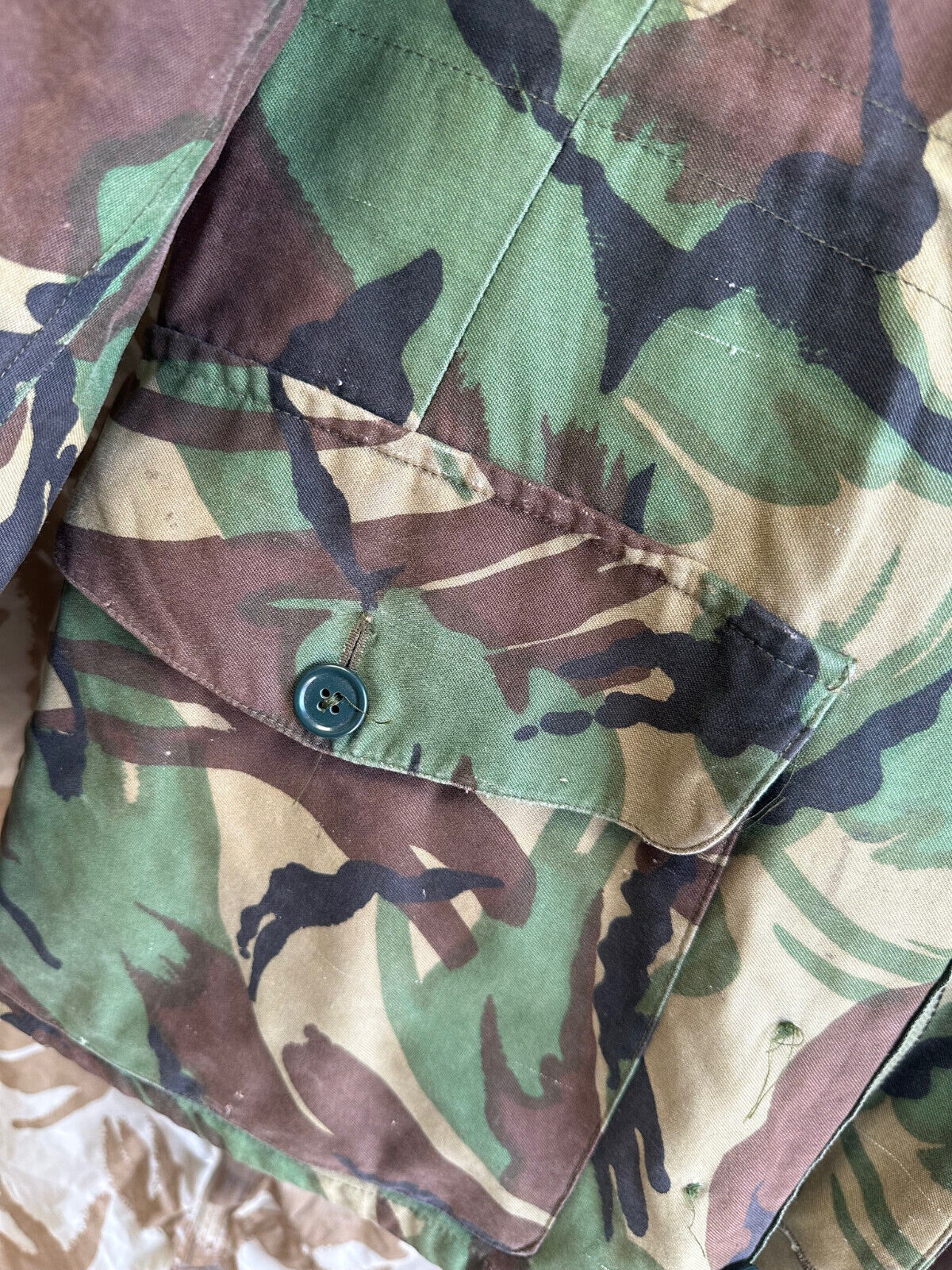 Genuine British Army 1968 Pattern DPM Combat Smock - Size 4 - 40" Chest - The Militaria Shop