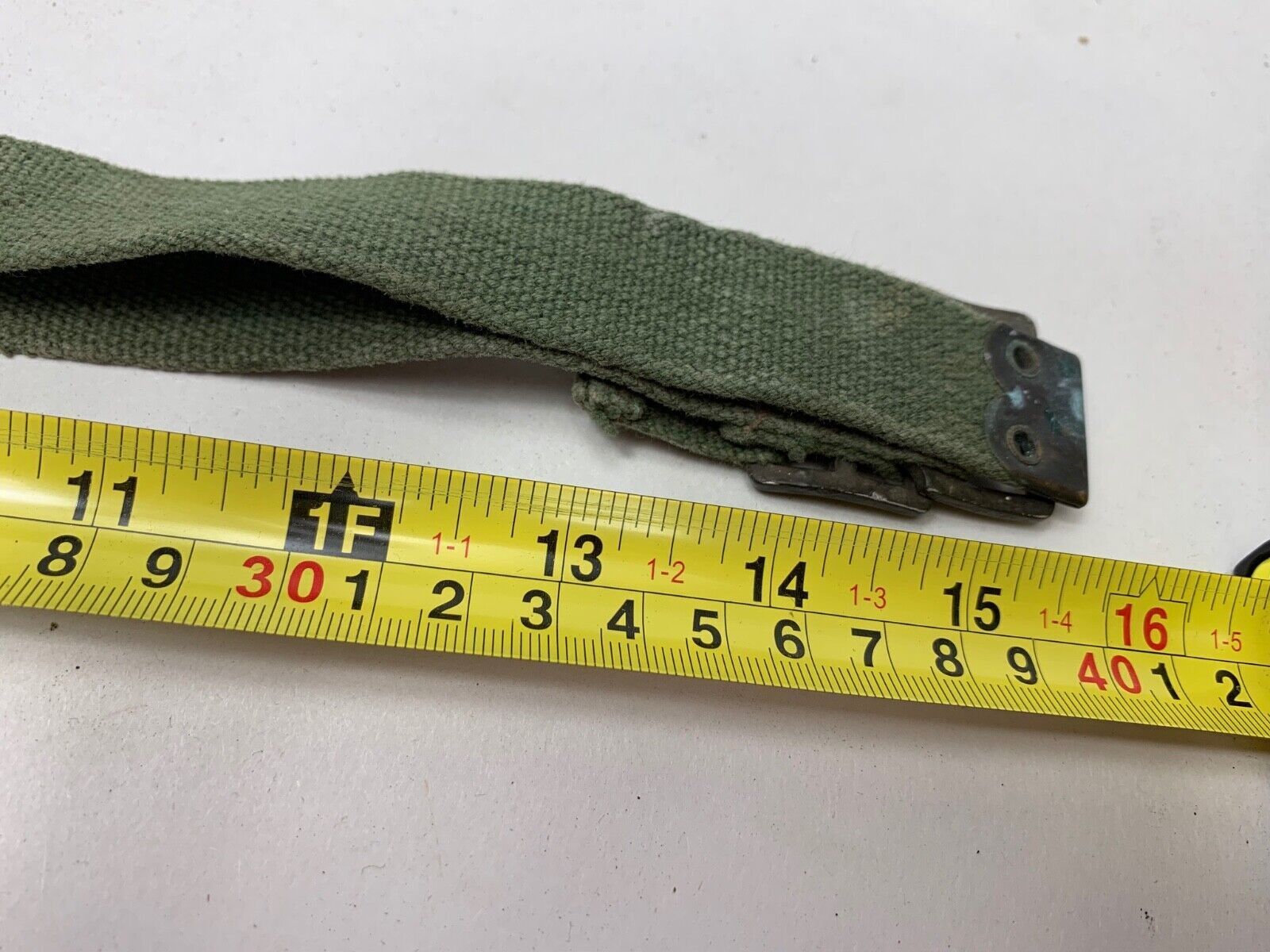 Original WW2 British Army 44 Pattern Shoulder Strap - 1945 Dated - The Militaria Shop