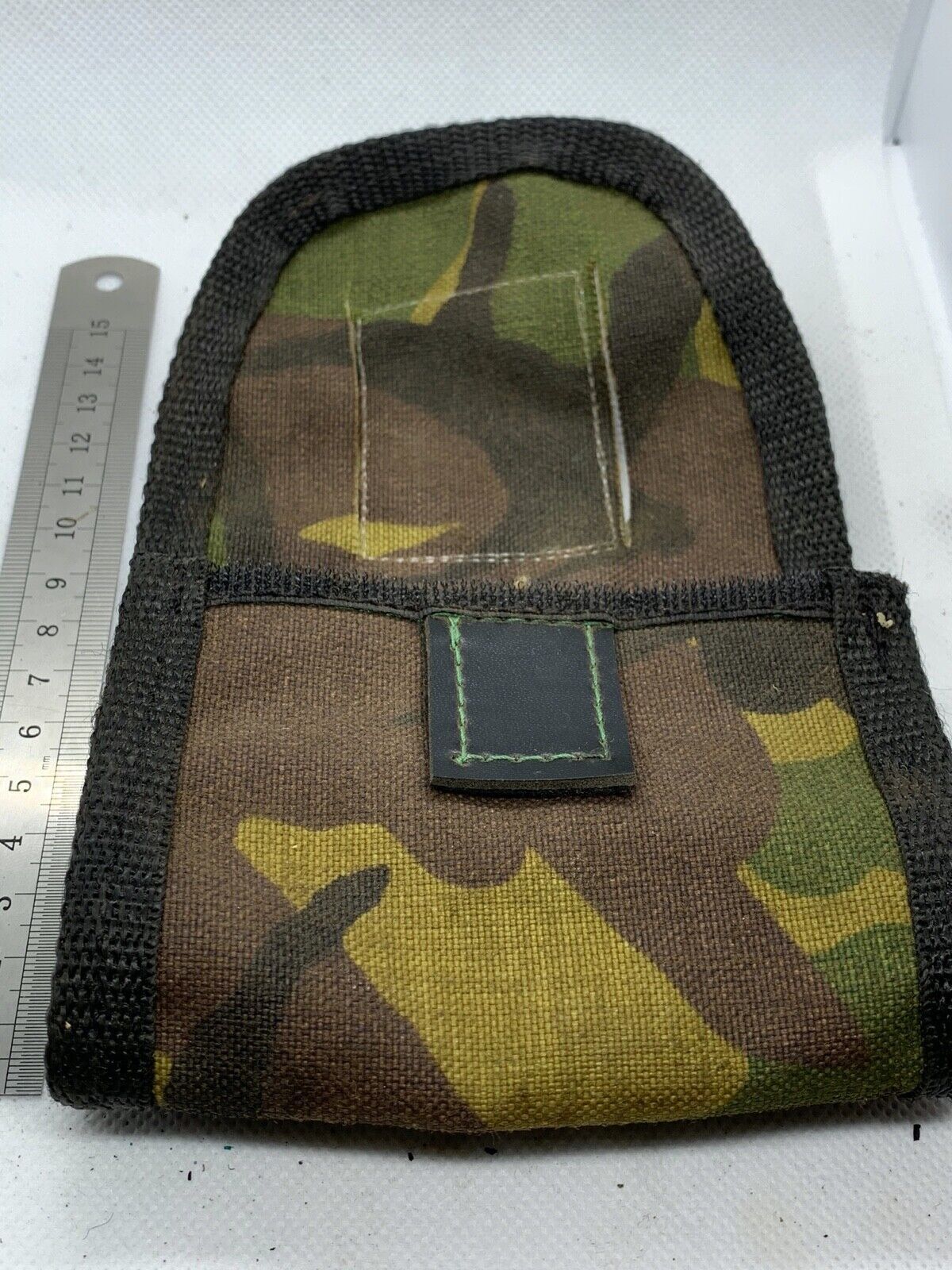 Camouflaged Fabric Canvas Pistol/Shotgun Ammunition Pouch - The Militaria Shop