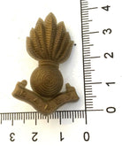 A WW2 Royal Artillery Association Benevolent Fund economy issue plastic badge - The Militaria Shop