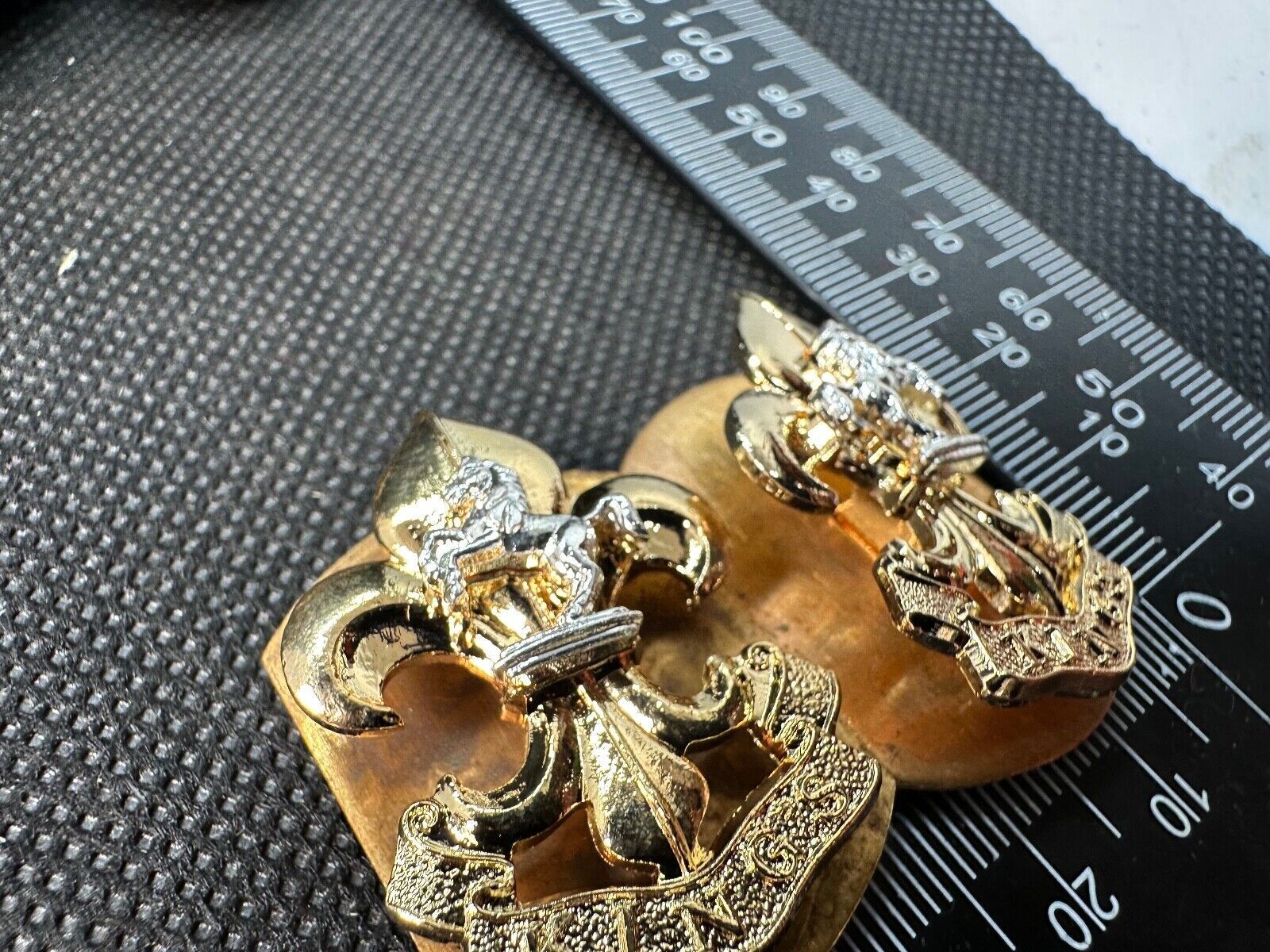 Genuine Unissued Kings Regiment Bi-Metal British Army Collar Badges - The Militaria Shop