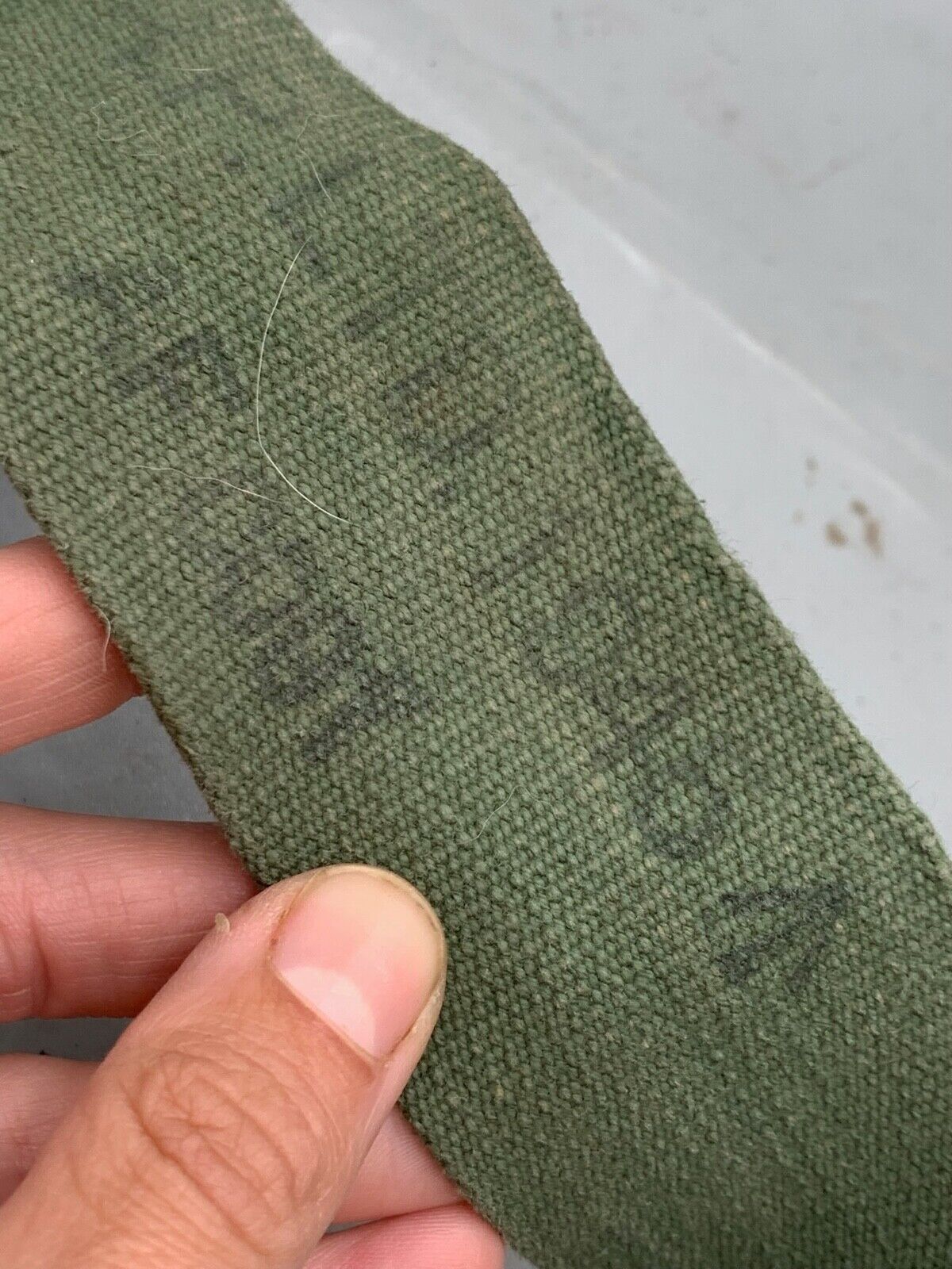 Original WW2 British Army 44 Pattern Shoulder Strap - 1945 Dated - The Militaria Shop