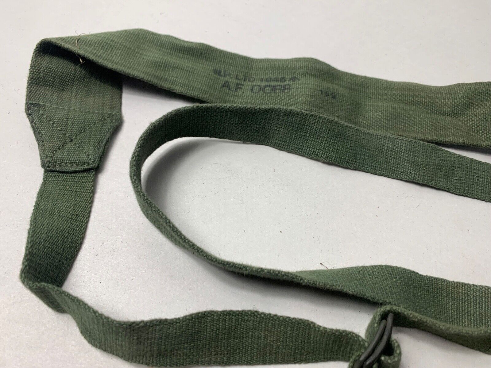 Original WW2 British Army 44 Pattern Shoulder / Equipment Strap - 1945 Dated - The Militaria Shop