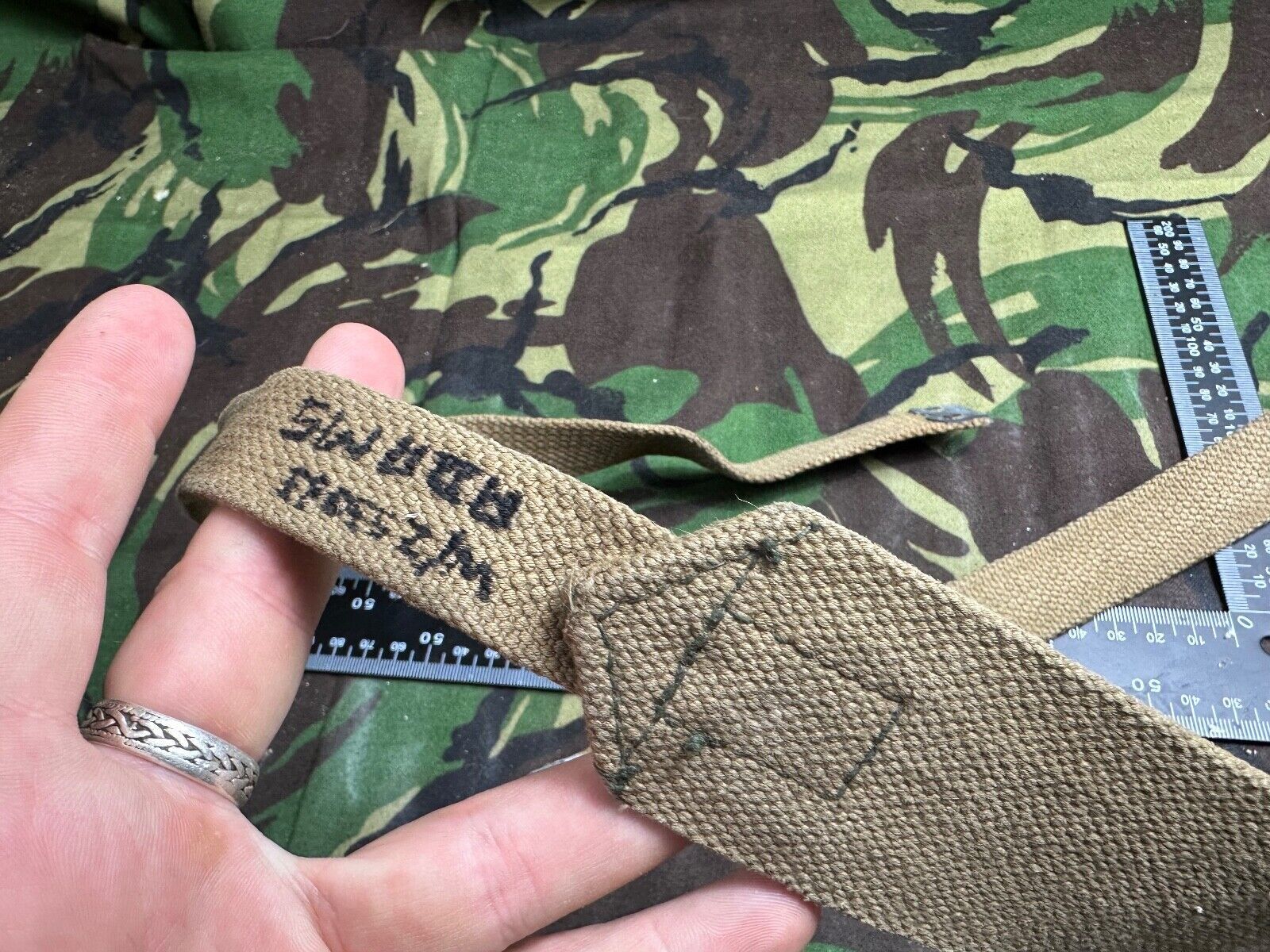 Original WW2 British Army 37 Pattern Shoulder Strap - Normal - Wartime Dated - The Militaria Shop