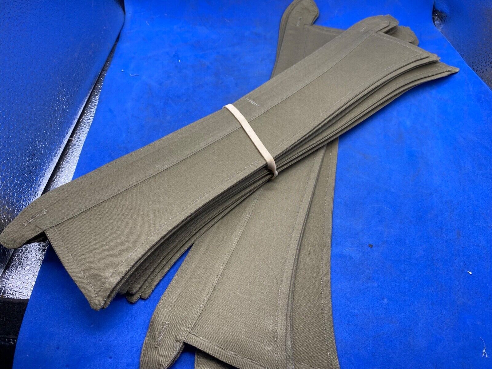 WW2 - 1942 Dated British Army Detachable Shirt Collar - Size 16 - Original. - The Militaria Shop