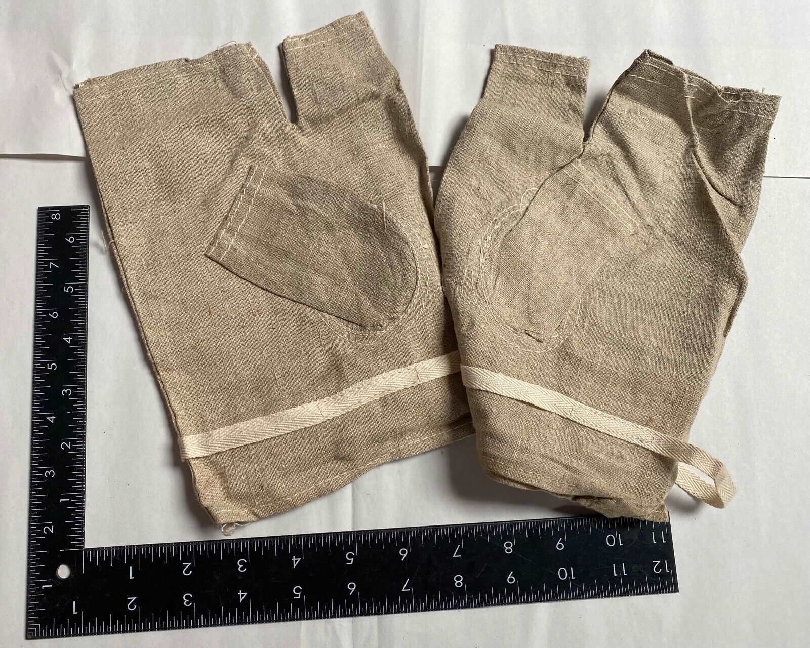 1944 Unissued Matching Pair of British Civil Defence Issue Anti-Gas Over Gloves - The Militaria Shop